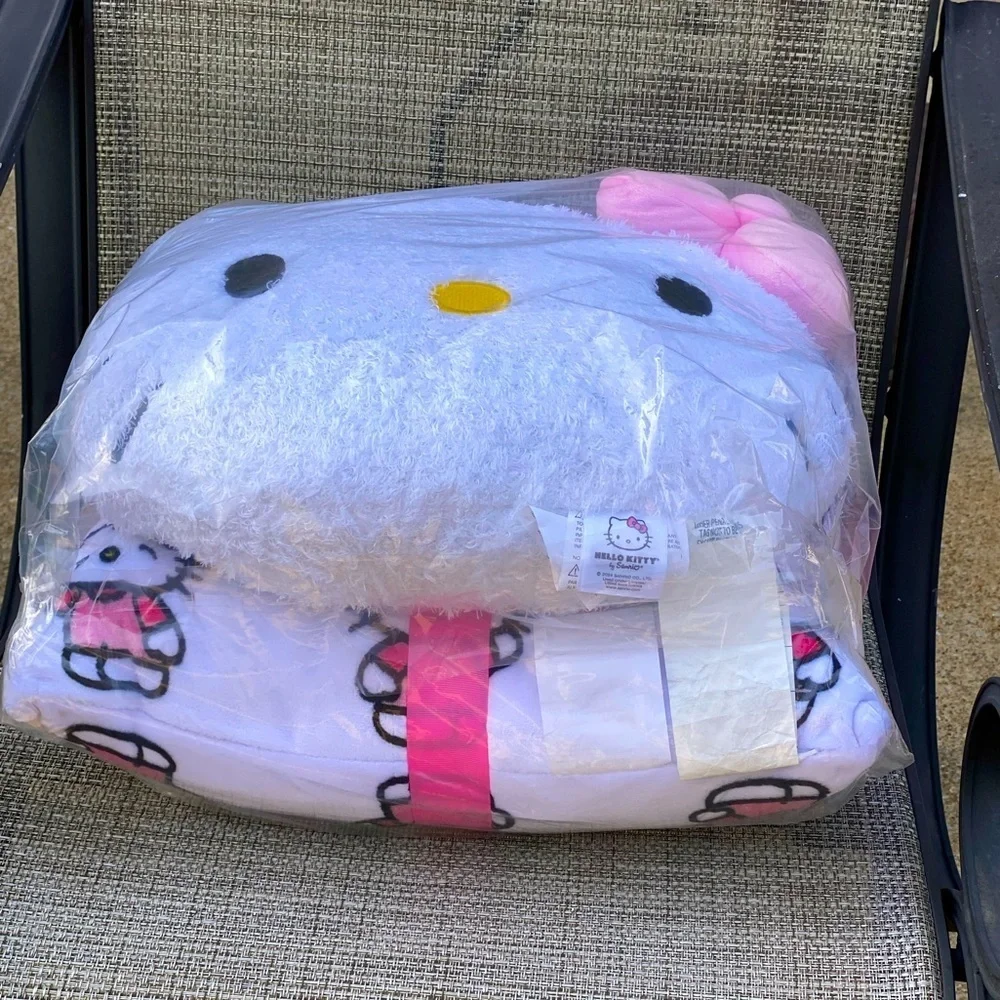 Hello Kitty Pillow Set 2pc